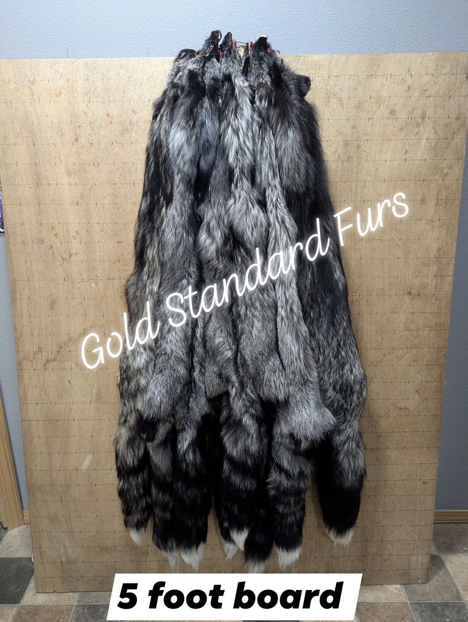 Silver Fox Pelt – Garment Tanned